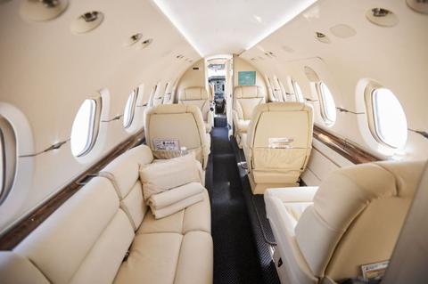 Открыть на весь экран Hawker 850XP 0